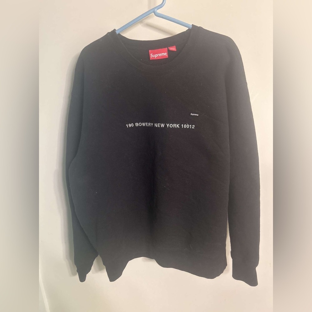 Supreme Crewneck NEW YORK EXCLUSIVE